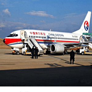 海拉尔空运公司航空快运业稳步发展的原因是什么？